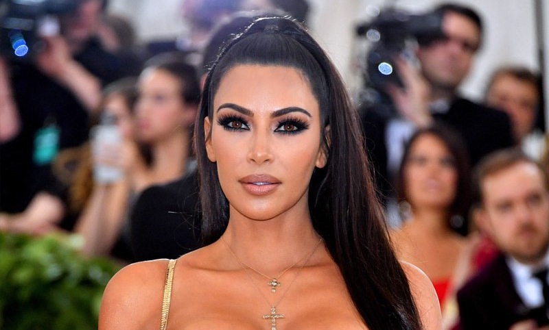 Kim Kardashian empezará a diseñar ropa interior para hombres