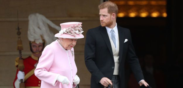 Elizabeth II está muy sensible por lo que está pasando con su nieto Harry