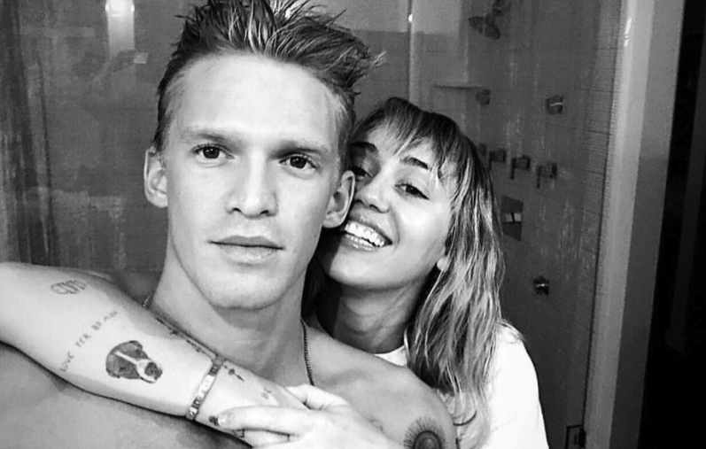 Cody Simpson celebra 6 meses de relación con Miley Cyrus