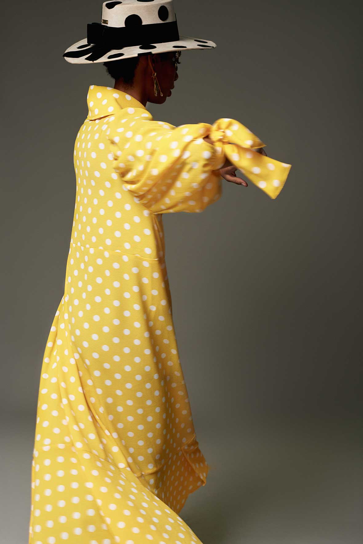 Fashion Portfolio: Volúmenes, estampados, texturas y colores para el verano