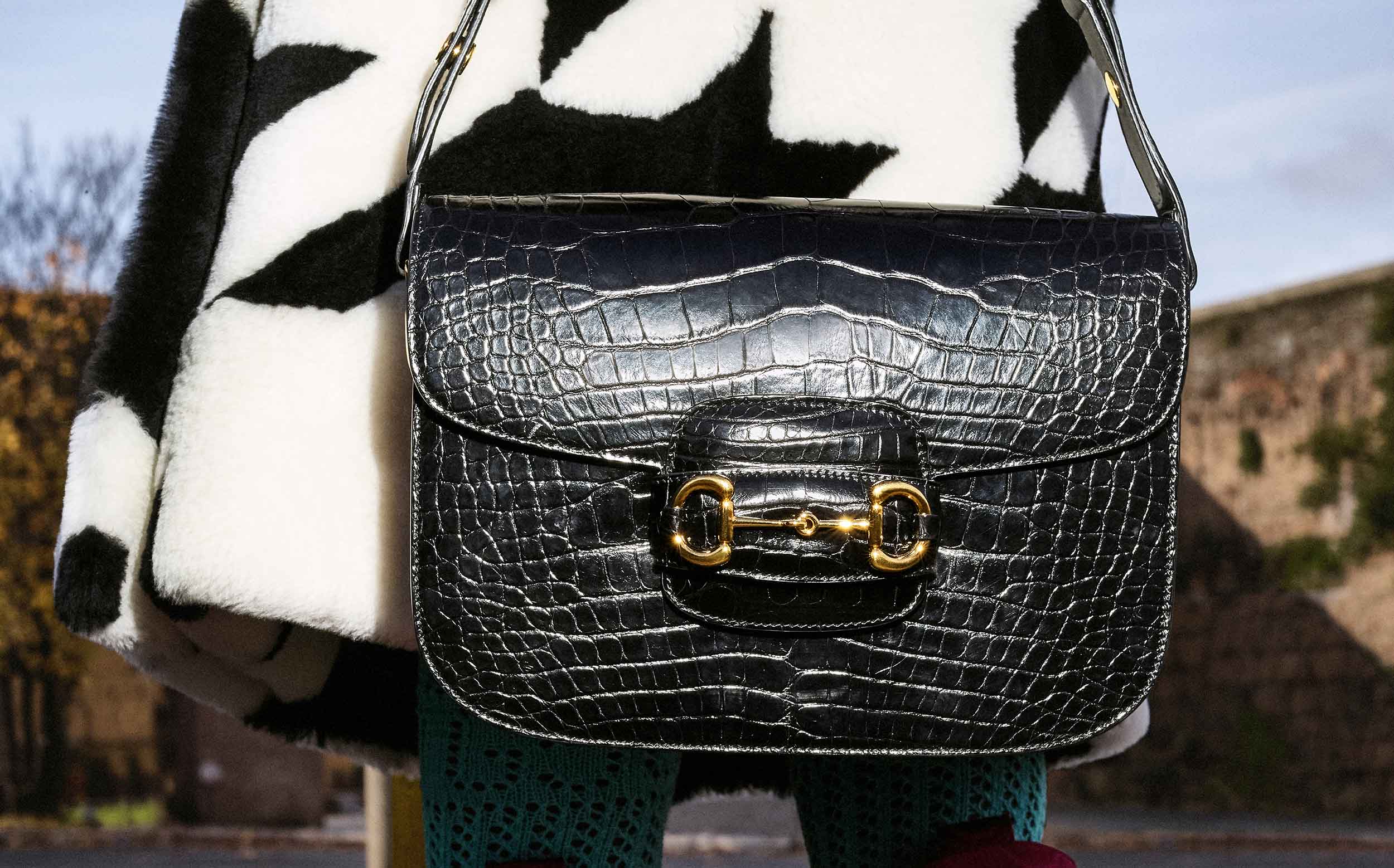 Hablemos sobre el más reciente bolso clásico de Gucci, el