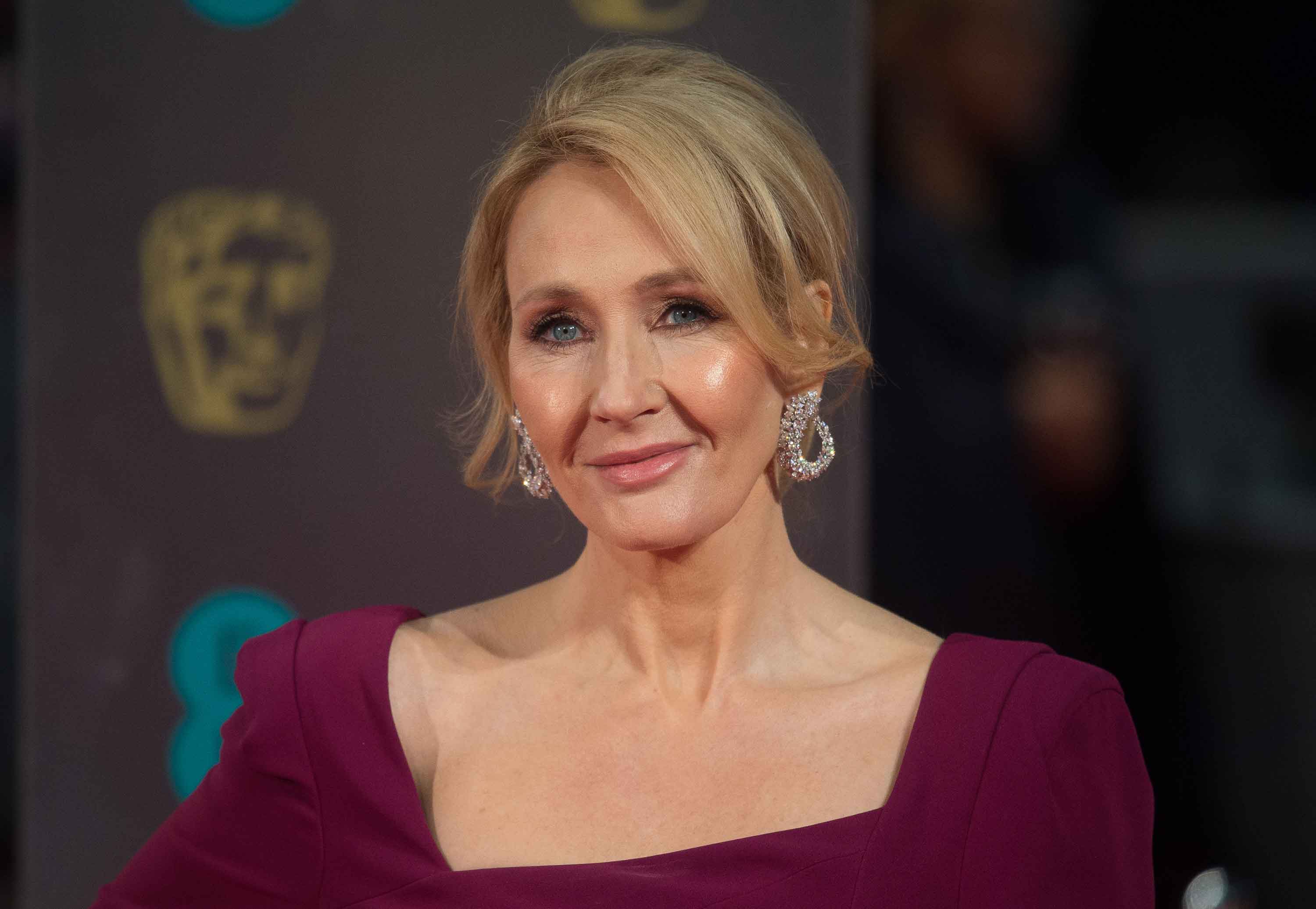 J.K. Rowling publicó un cuento de hadas, su primera historia fuera del universo de Harry Potter