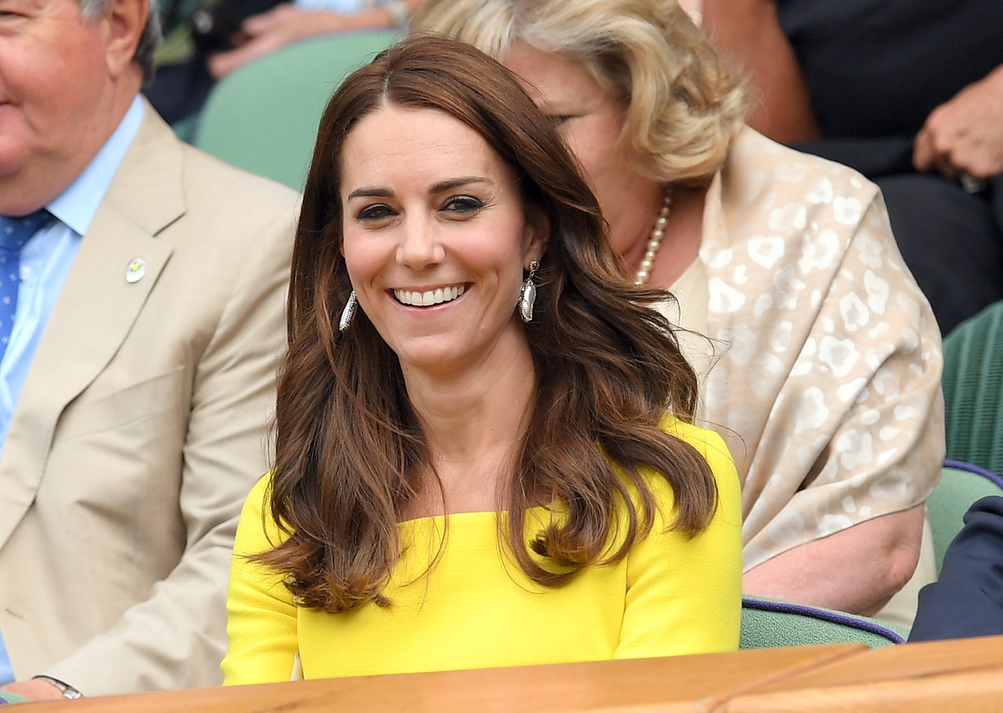 Kate Middleton volvió a usar el vestido amarillo que todas amamos y esconde un significado detrás