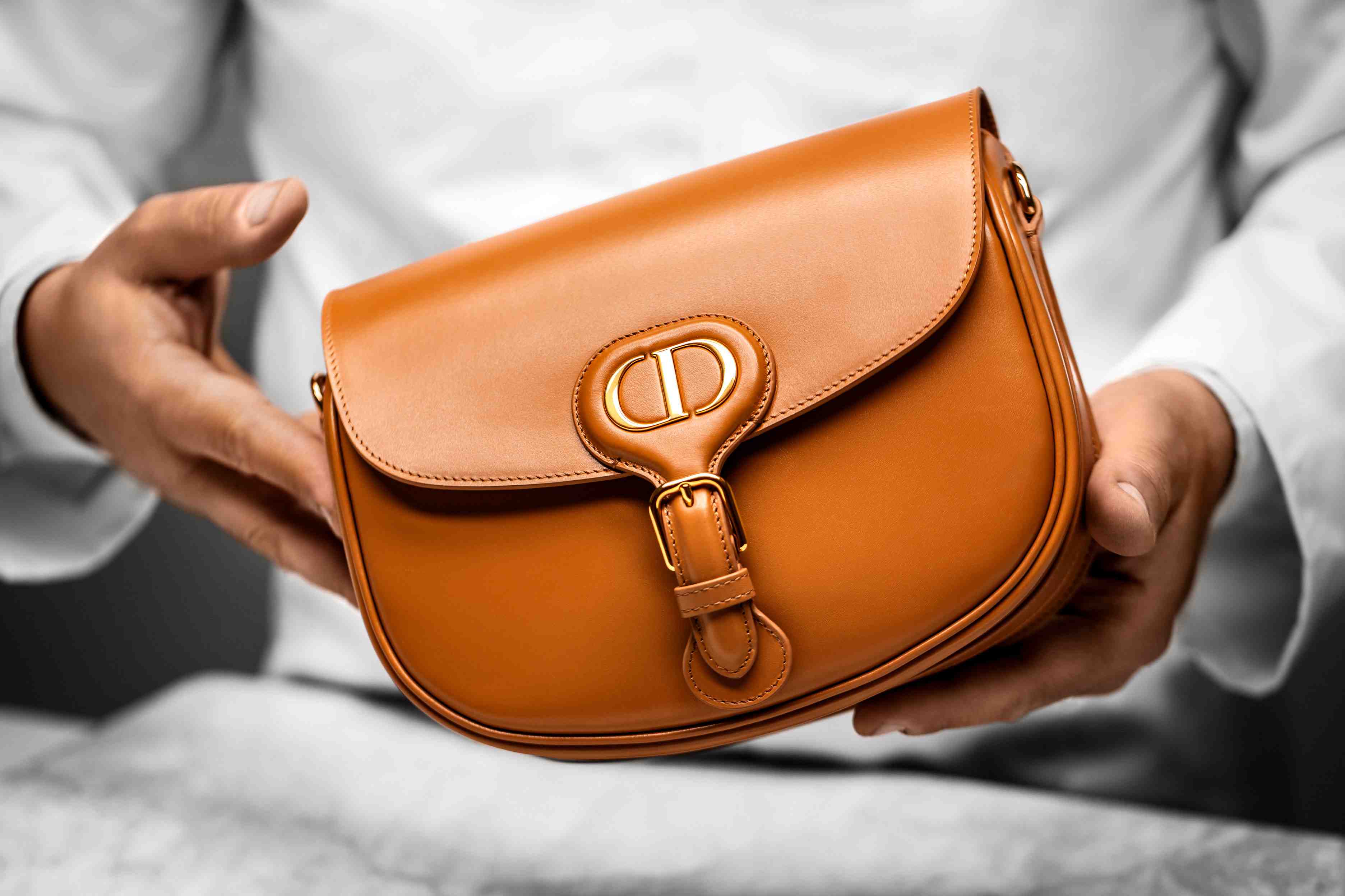 Current Obsession: El Bobby de Dior, un nuevo bolso del que te vas a enamorar 