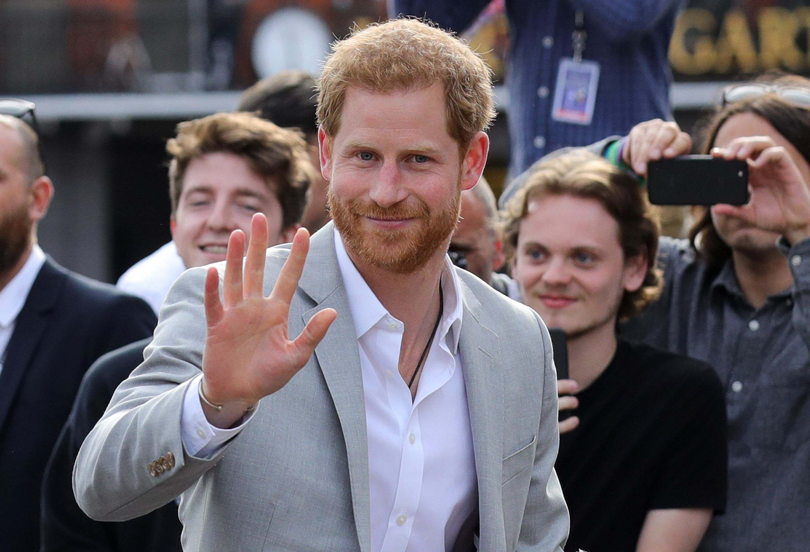 Un nuevo libro reveló la cuenta secreta de Prince Harry en Instagram