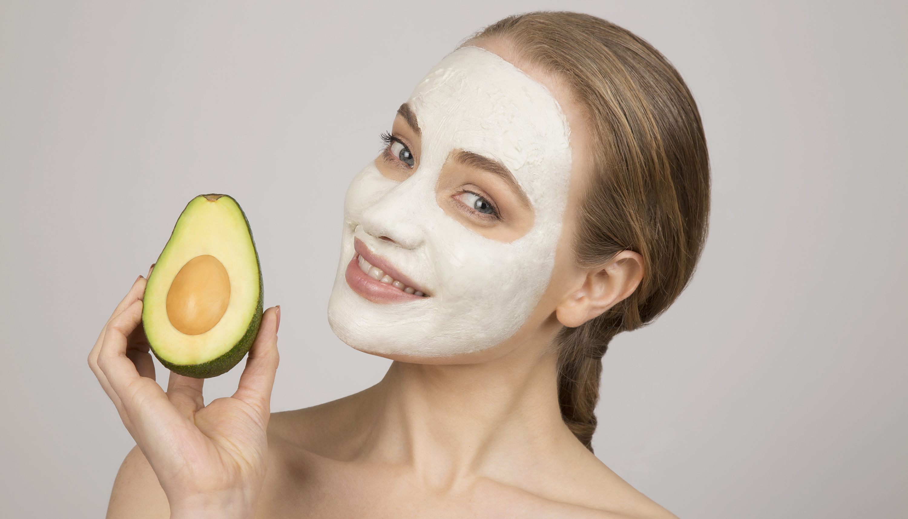 5 beneficios del aguacate en la piel y el cabello