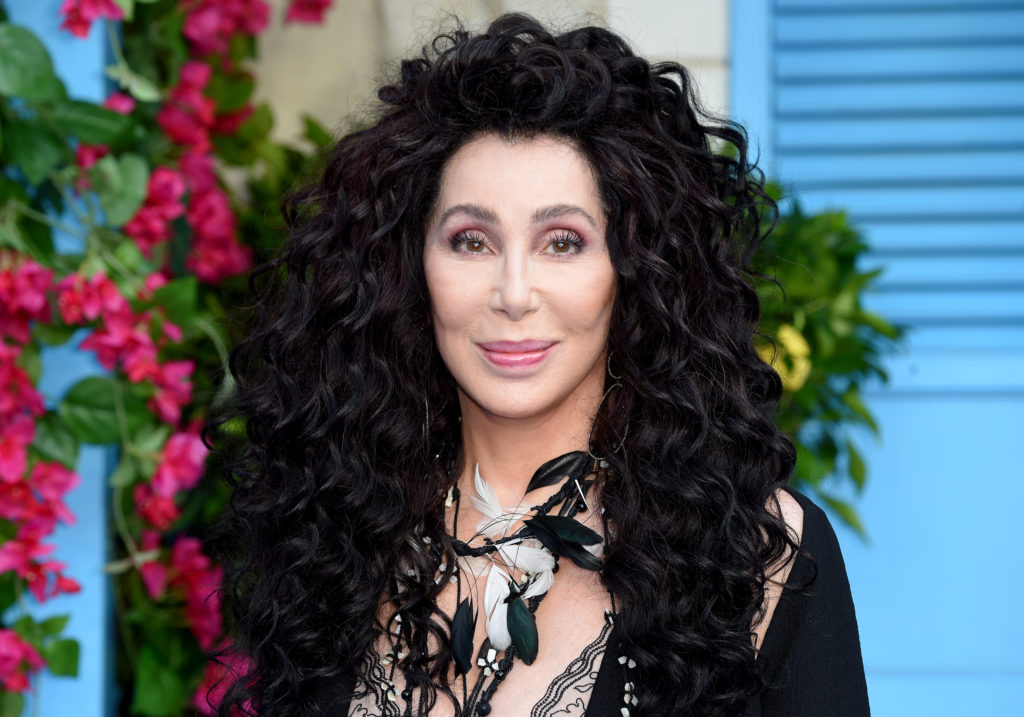 Cher reveló que intentaron matarla y debe la vida a sus fans