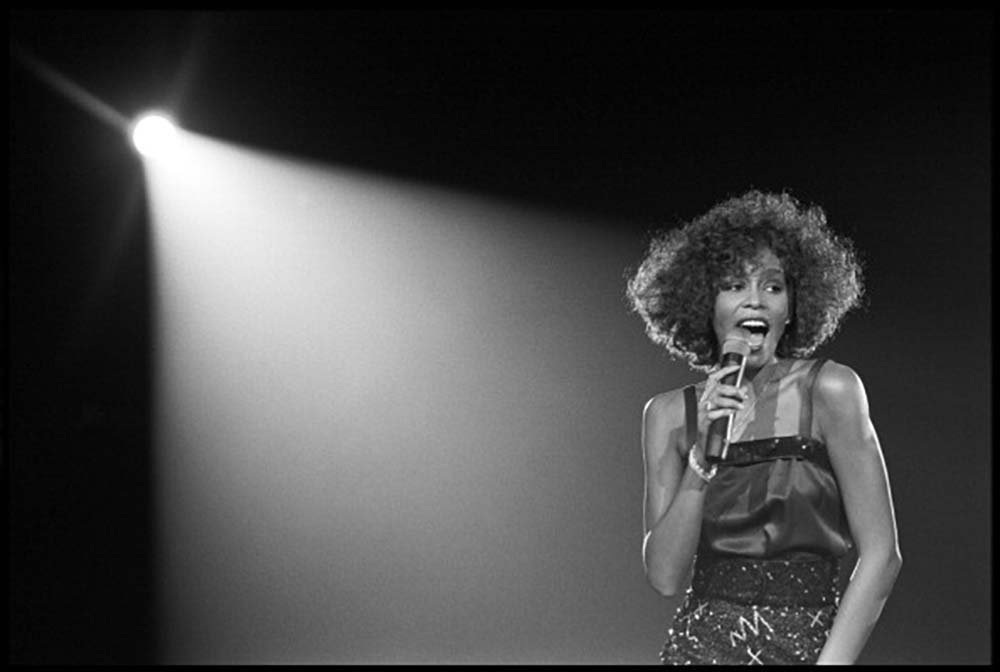 Ella es la actriz que interpretará a Whitney Houston en su biopic