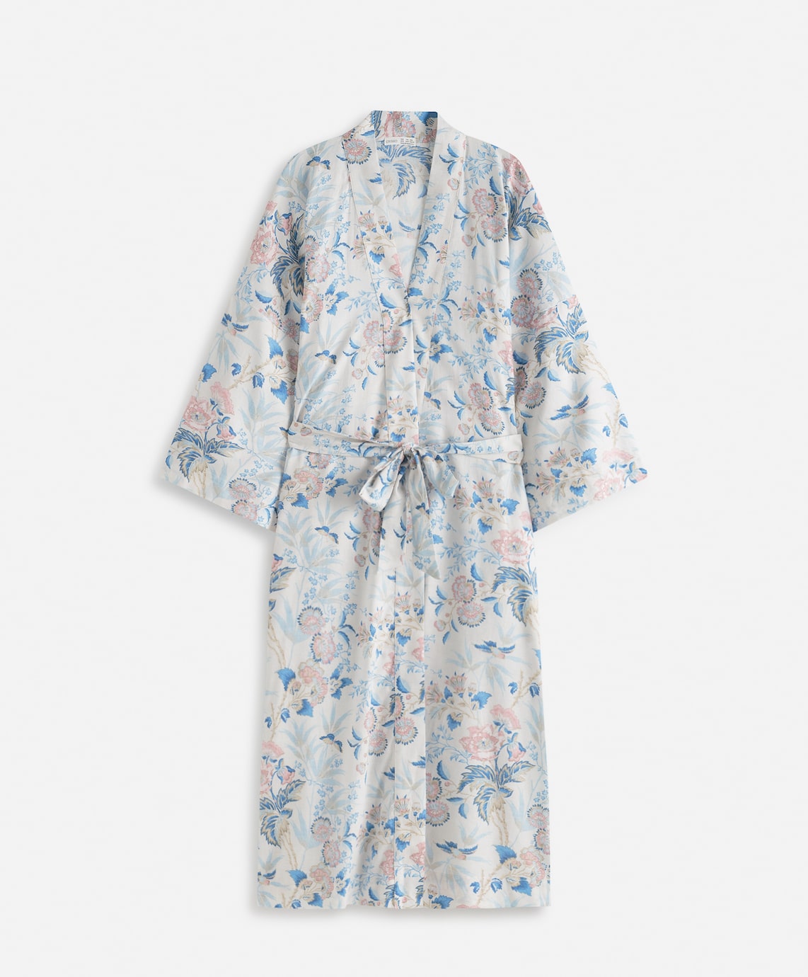 5 batas-kimono para emular a Dakota Johnson desde casa
