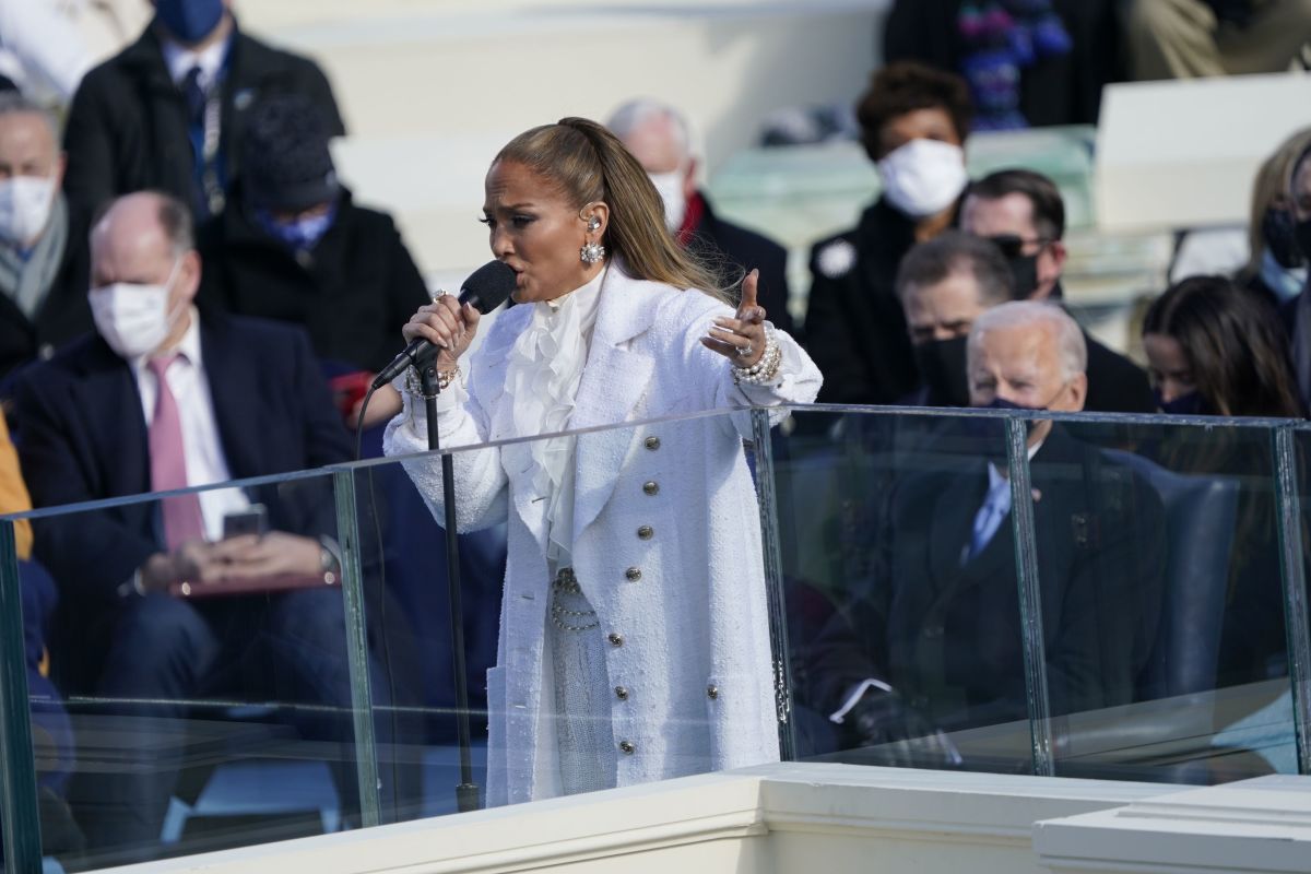 Así nos ha emocionado Jennifer Lopez en la toma de protesta de Joe Biden