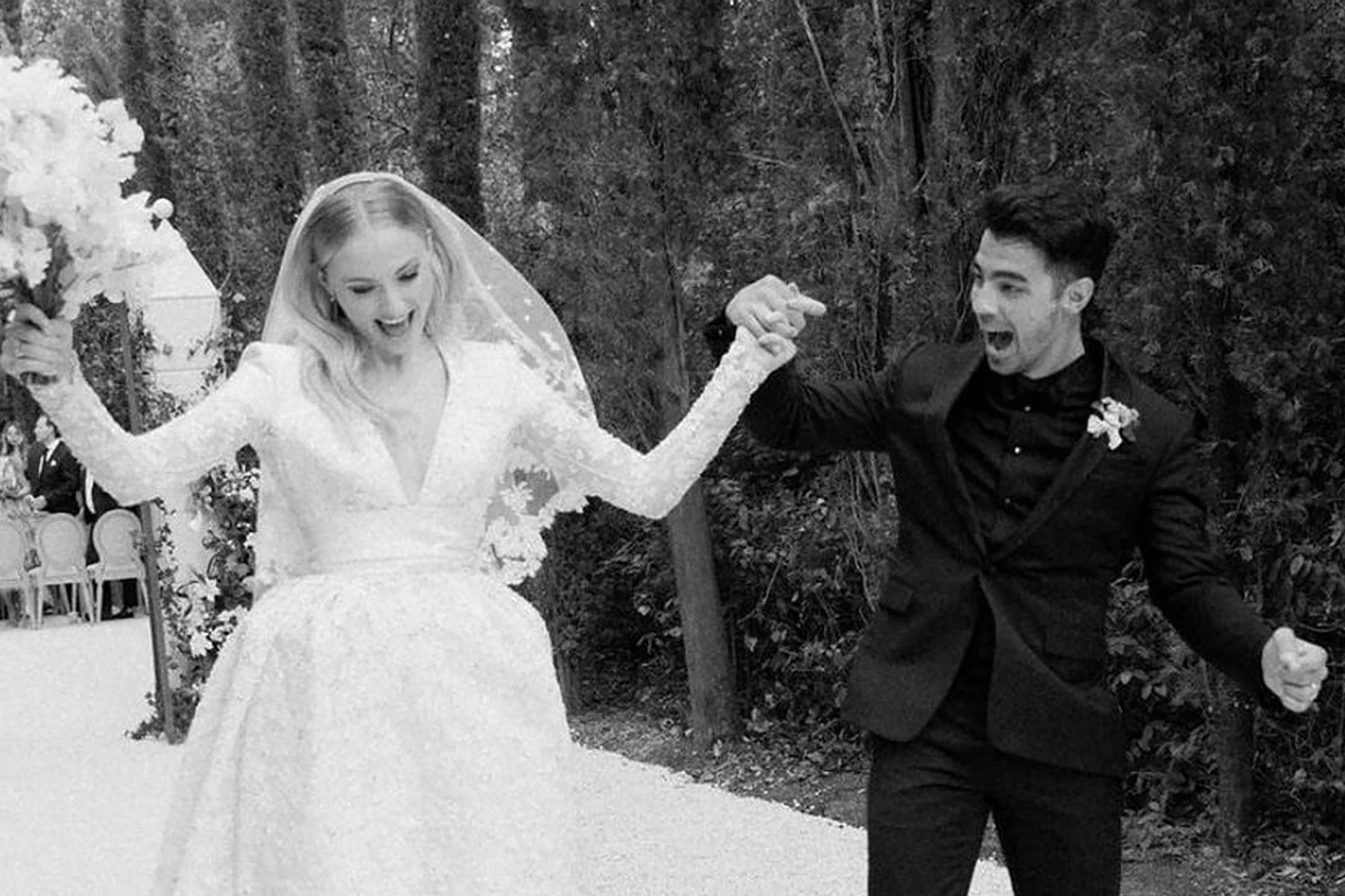 Sophie Turner y Joe Jonas comparten fotos inéditas de su boda en Francia
