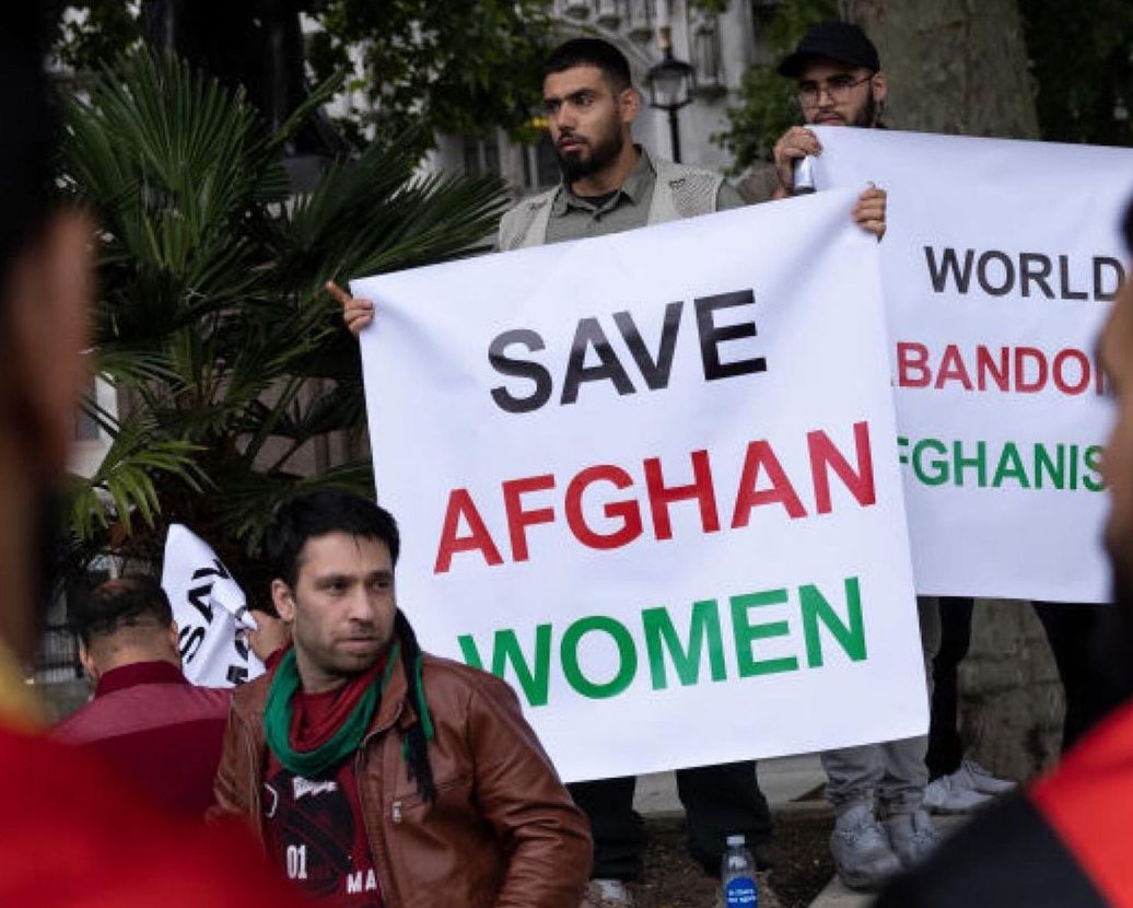 Así está cambiando la vida de las mujeres en Afganistán tras la llegada del régimen Talibán