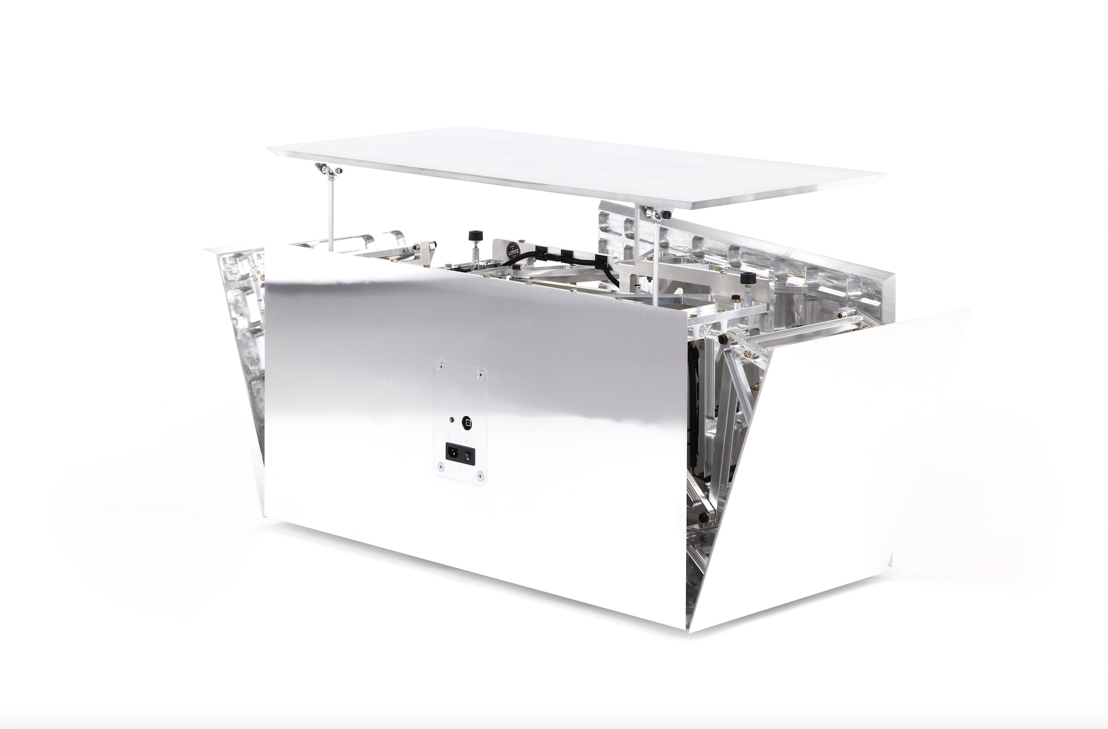 Louis 200: Louis Vuitton celebra 200 años del nacimiento de su creador