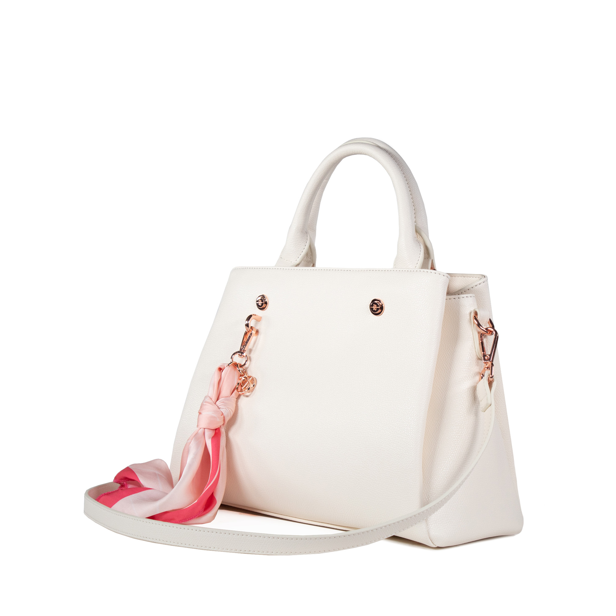 La colección de bolsas Clōe 2021, cada compra apoya la lucha contra el cáncer de mama.