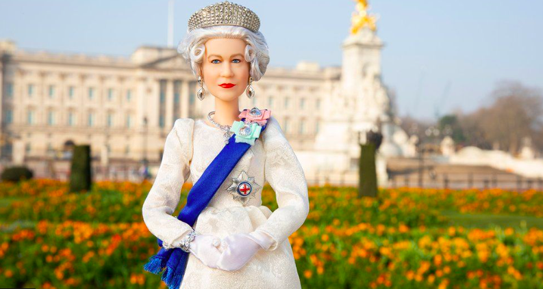 Reina Elizabeth II tiene su propia Barbie para celebrar su Jubileo de Platino