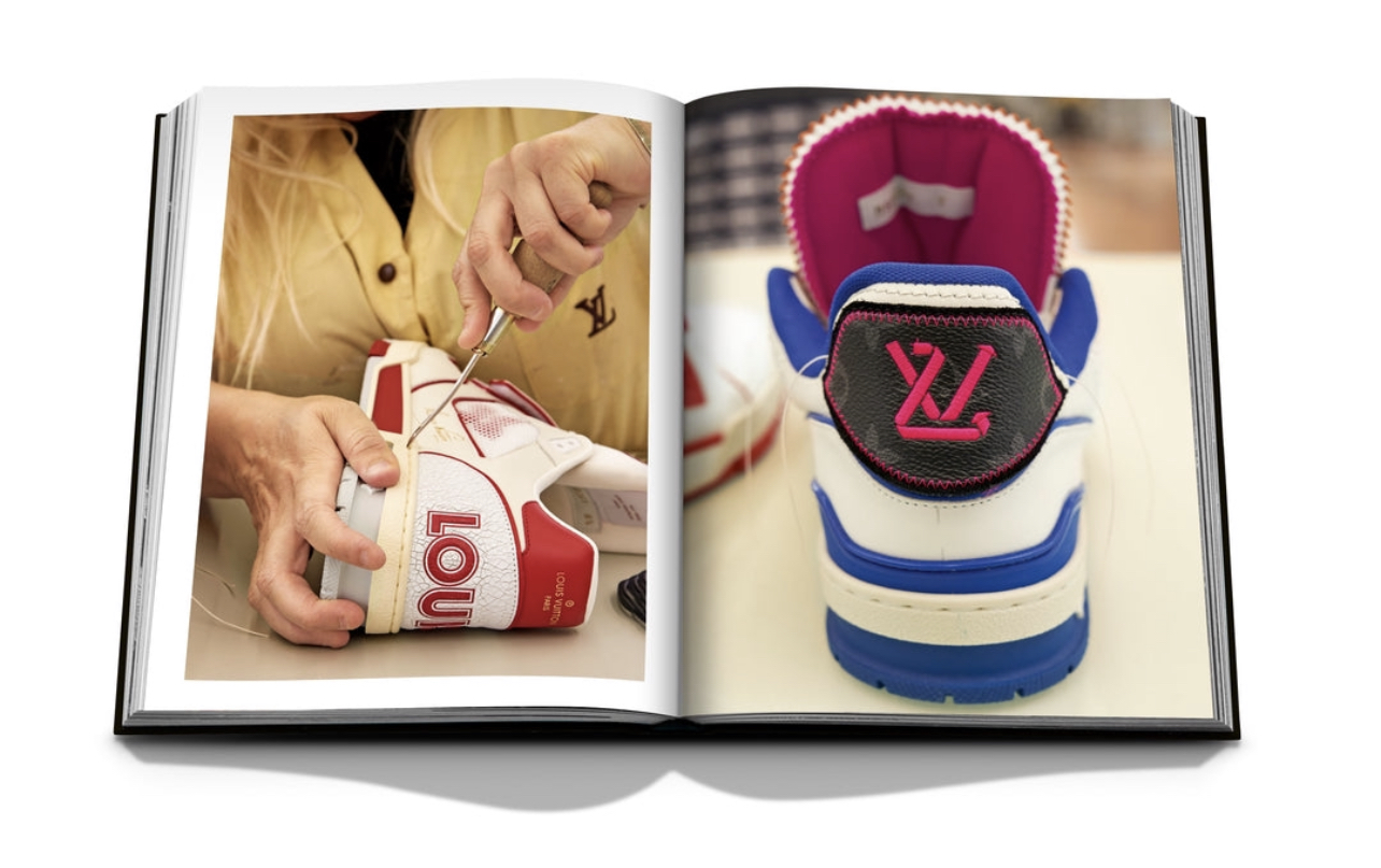 Entra al mundo de Louis Vuitton a través del libro Manufactures