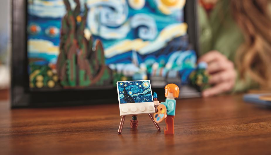 Ce fan de LEGO a réalisé un incroyable set en hommage aux Tournesols de van  Gogh