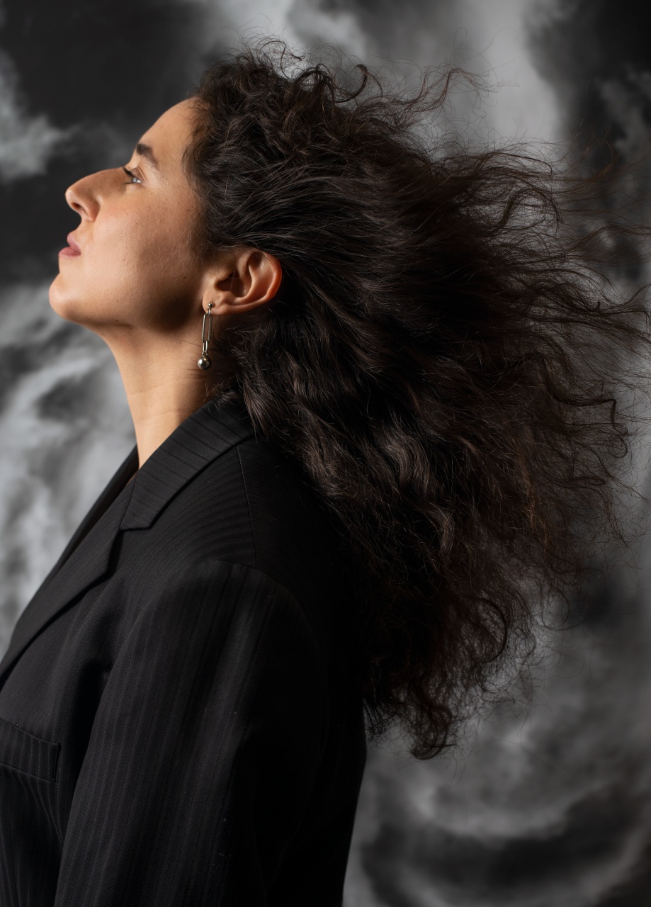 Meriem Bennani presenta su obra "Windy" en High Line Park, Nueva York