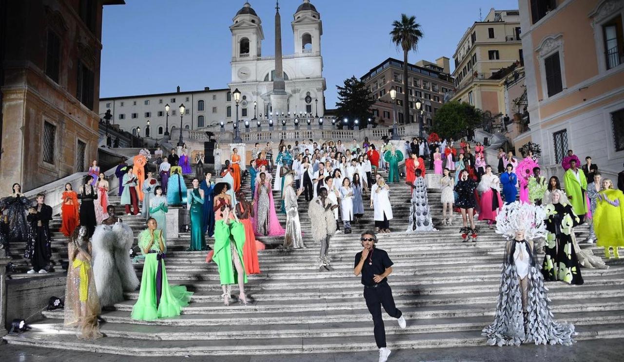 Valentino presenta su colección Alta Costura en Roma