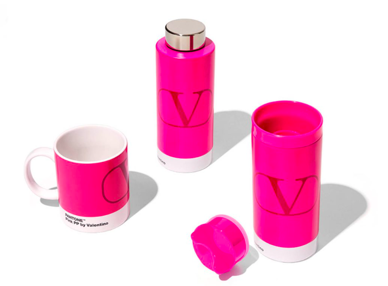 Valentino crea colección junto a Pantone en tono Pink PP