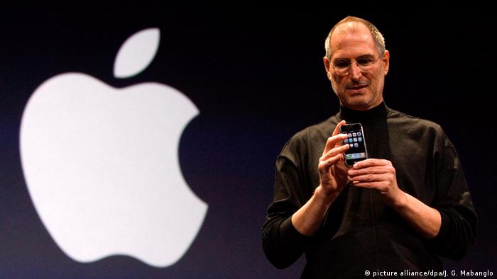 Las sandalias Birkenstock que usaba Steve Jobs se subastaron en 218 mil dólares