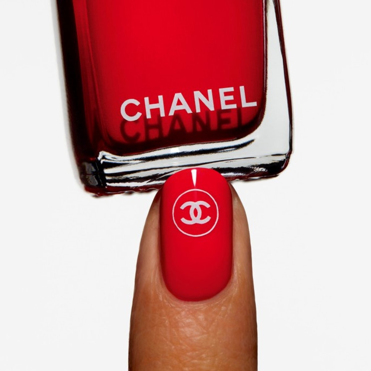 El Kit de Chanel para hacerte la manicura en casa