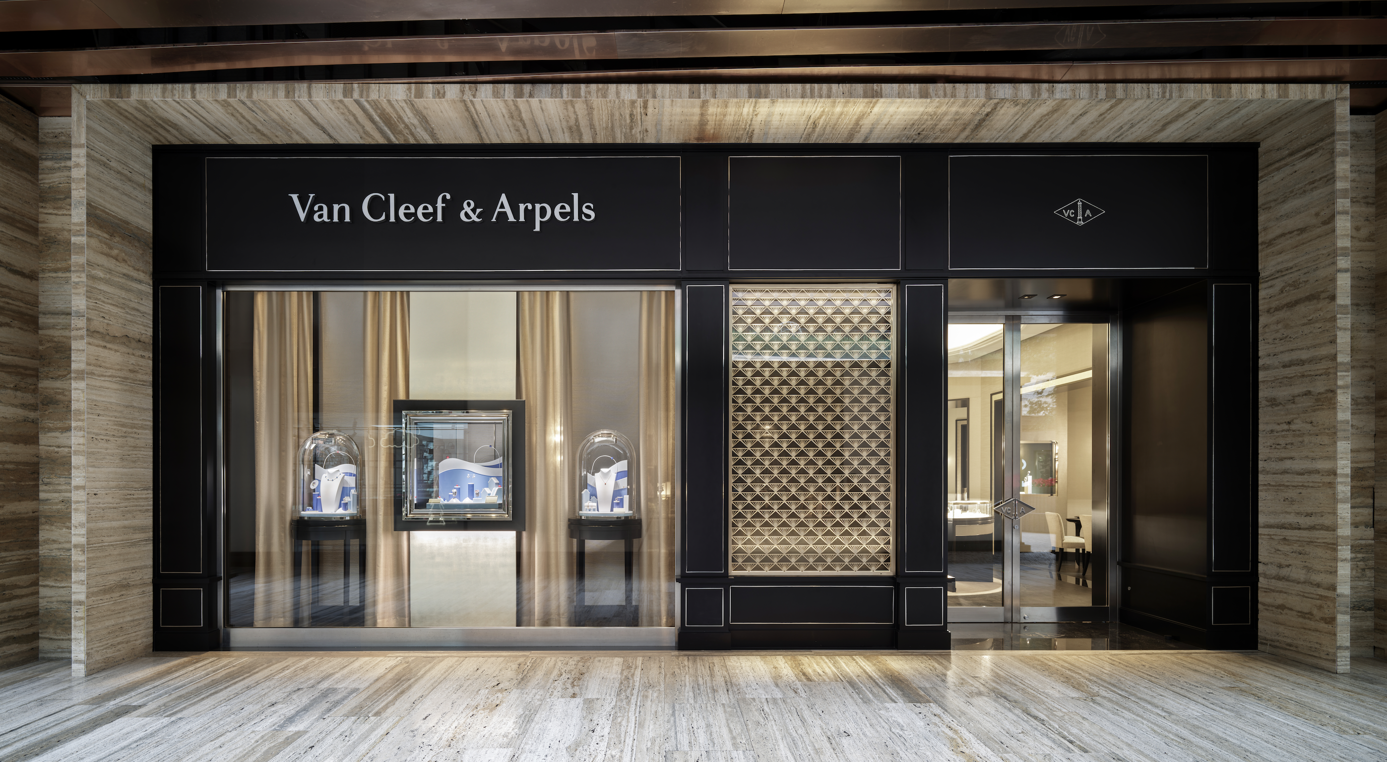 Van Cleef & Arpels Inaugura su Primera Boutique en México