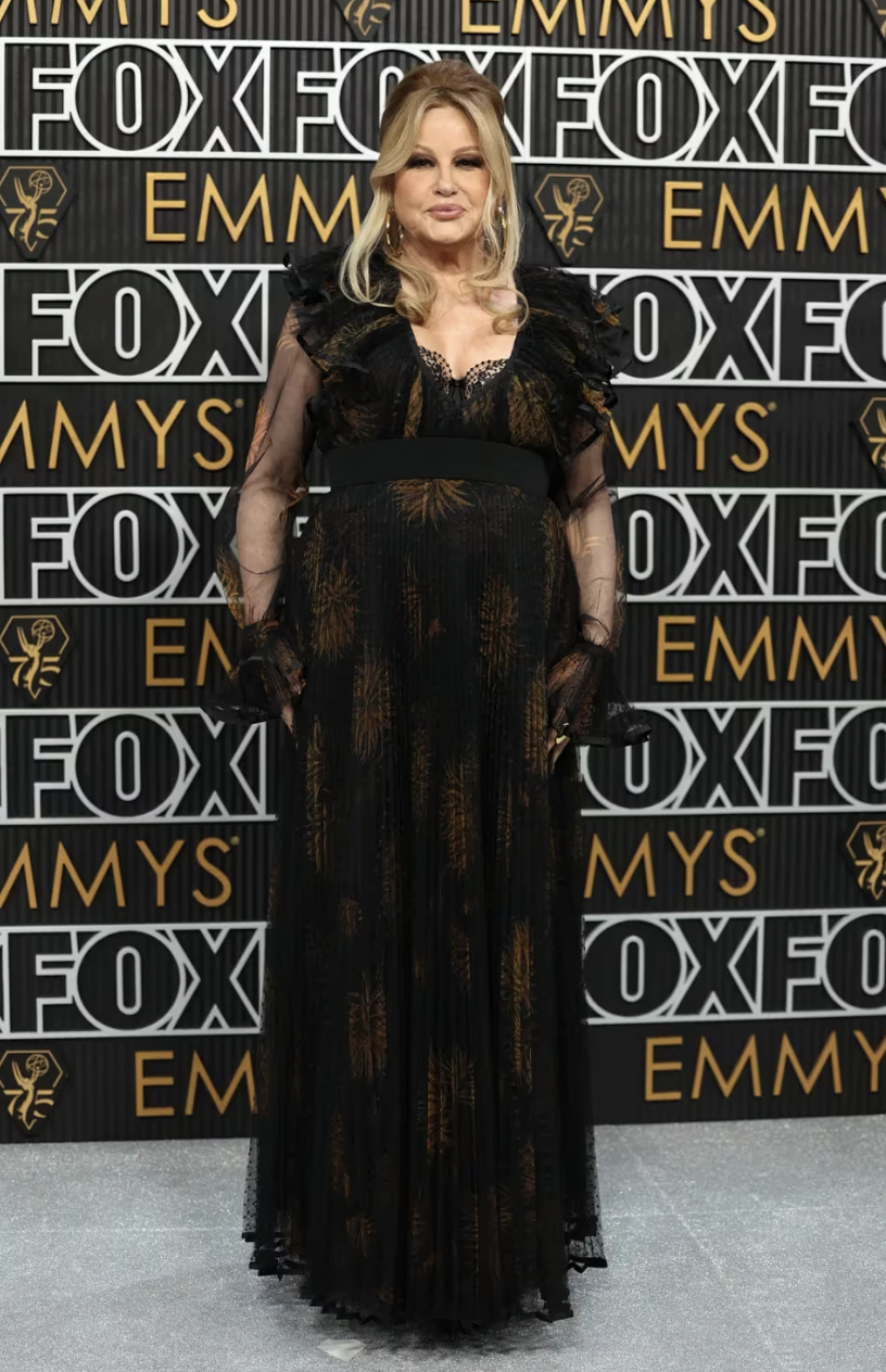 Emmy Awards 2024: Los mejores looks de la alfombra roja