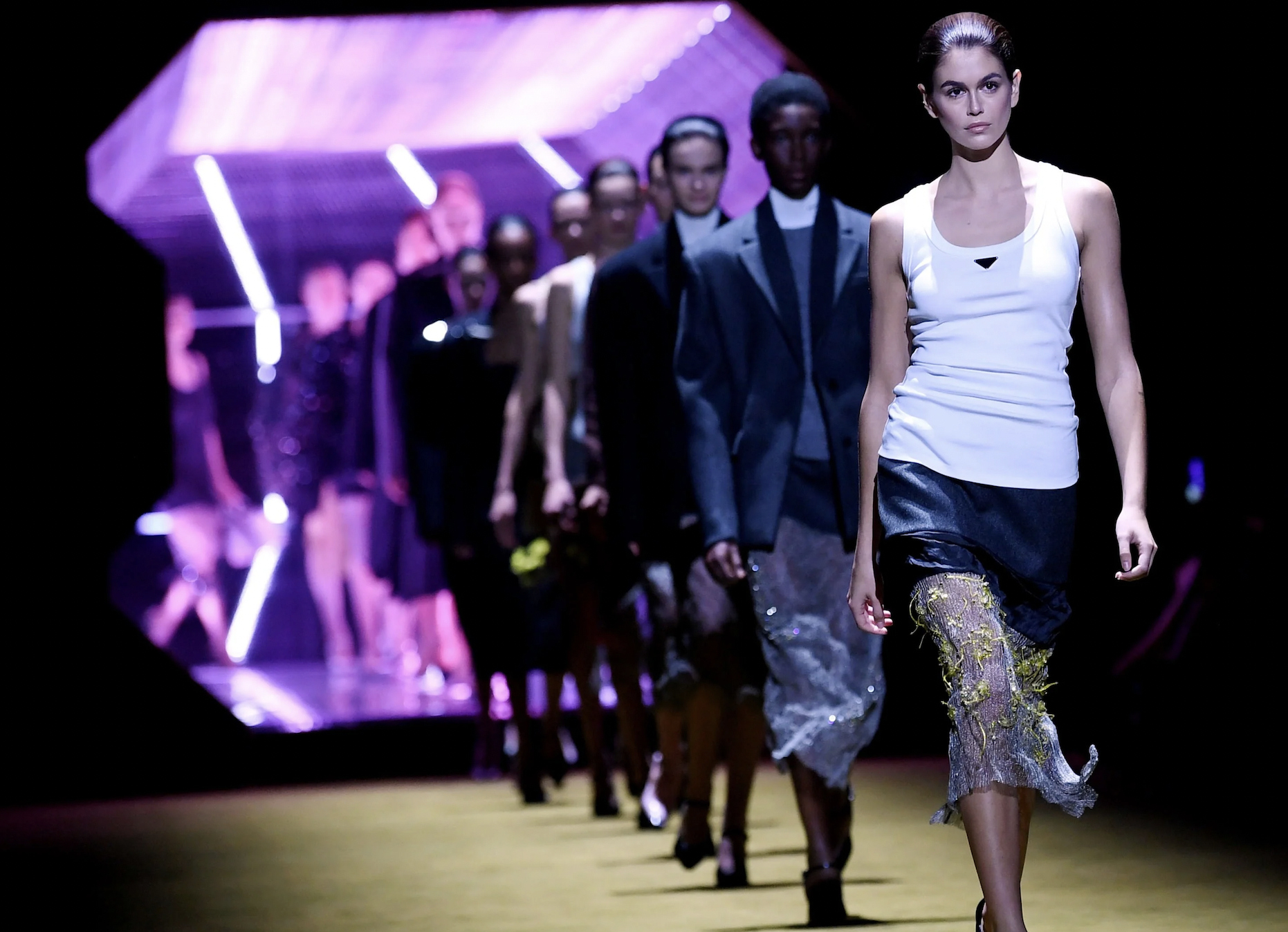 Parada Resurge Triunfante: Recupera el Primer Lugar en la Industria de la Moda según Lyst Index