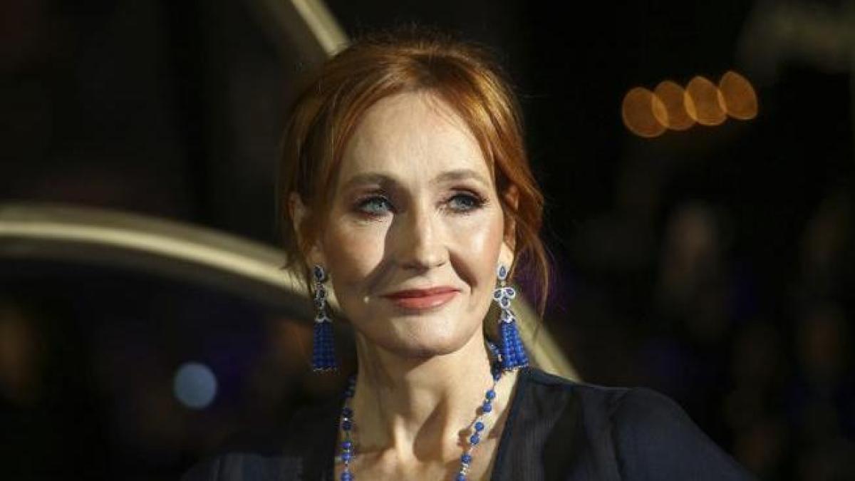 El peso de las palabras: J.K. Rowling critica las leyes escocesas