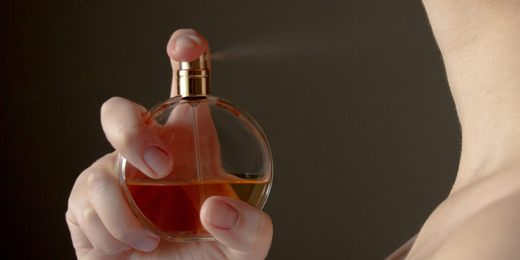  ¡Perfume Duradero en Climas Cálidos! Consejos Infalibles