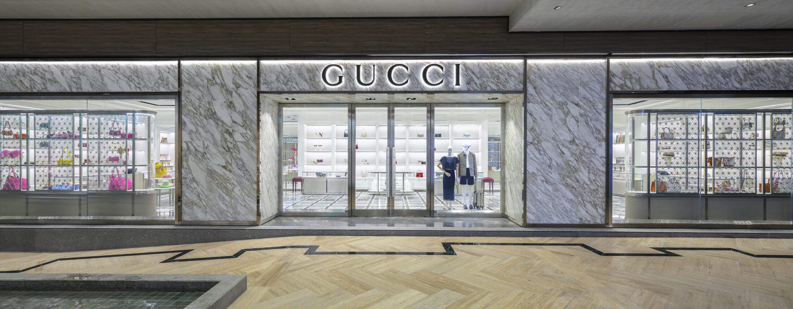 Gucci reabre su boutique remodelada en Cancún