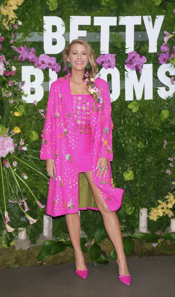 Blake Lively: La Reina del Estilo Flower Power