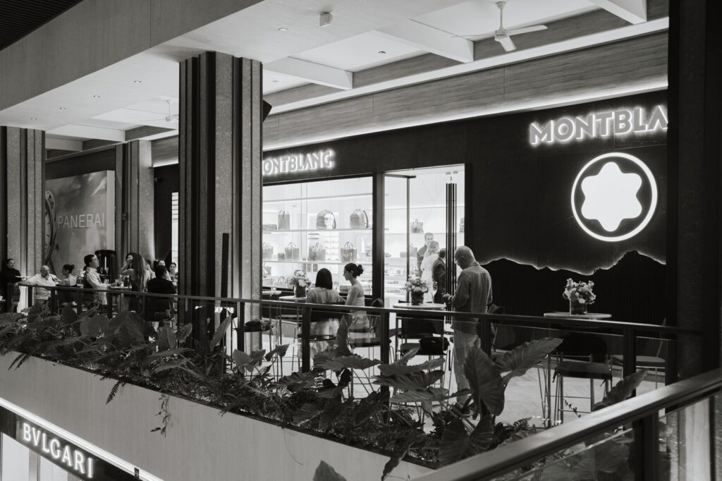 Montblanc llega a La Isla en Cancún.