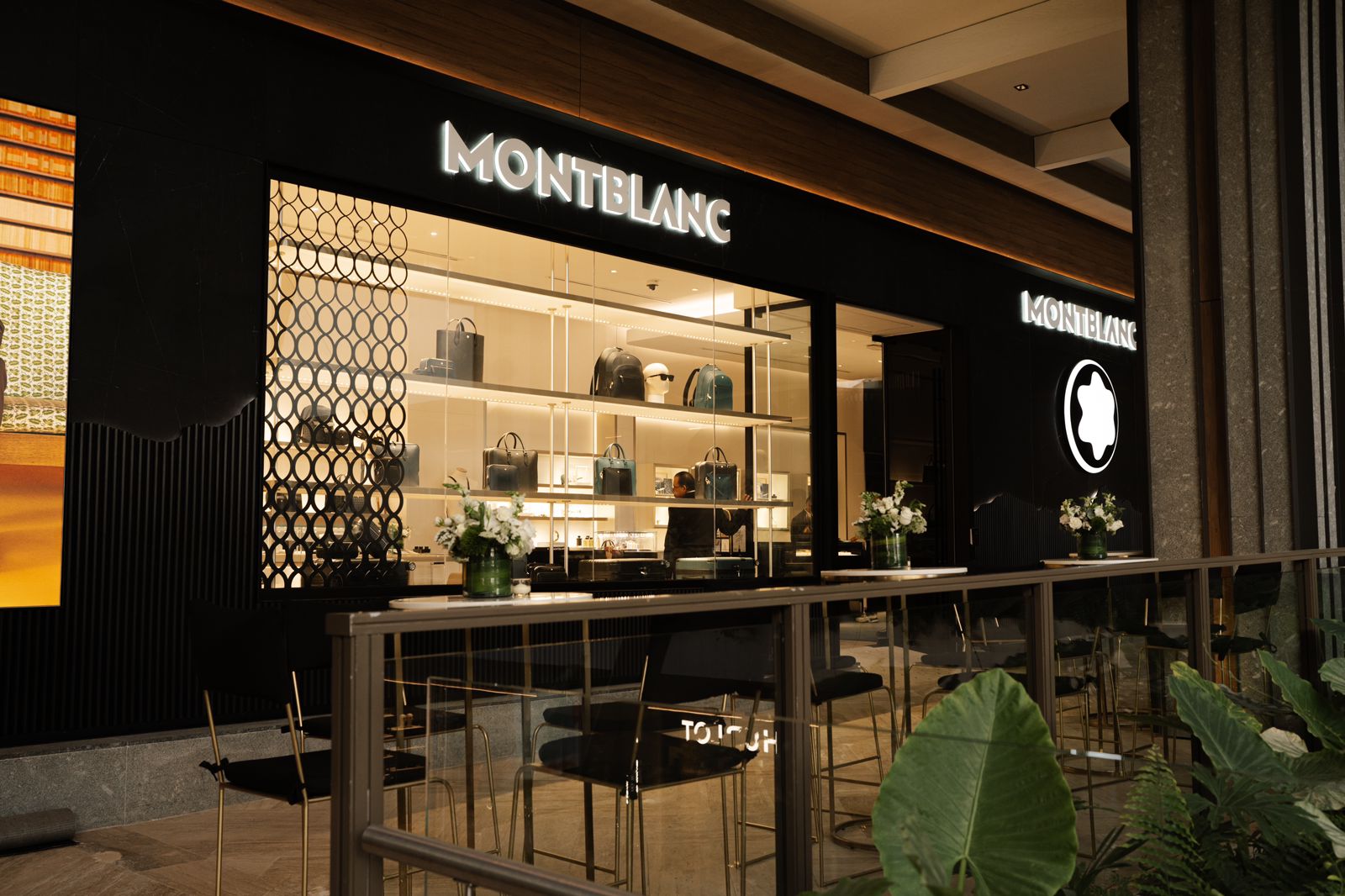 Montblanc llega a La Isla en Cancún.