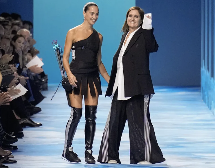 El arte de vestir la fuerza: Dior Spring 2025 Ready-To-Wear