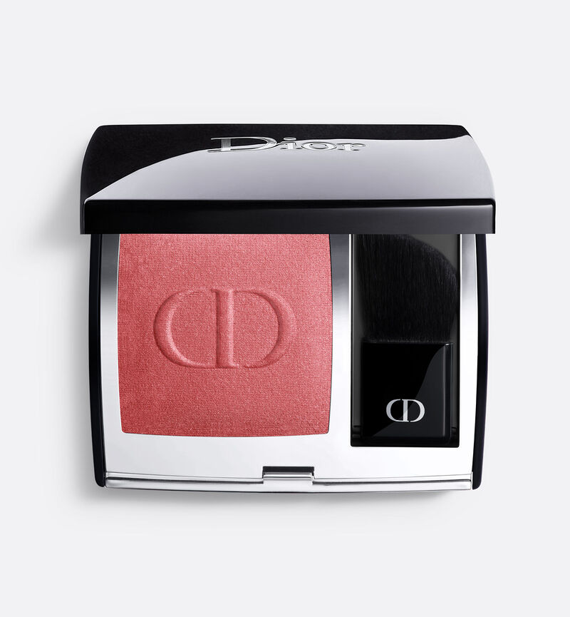 Glow up de otoño: productos de maquillaje esenciales