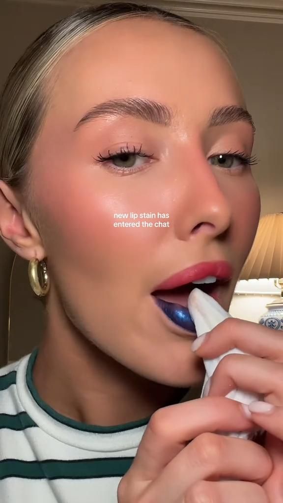 Lip Tint Peel: Color Duradero al Instante
