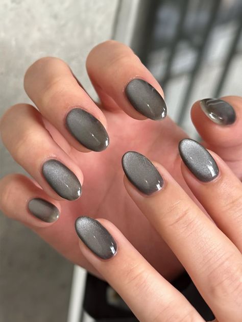 Degradado Chic: La Manicura del Momento