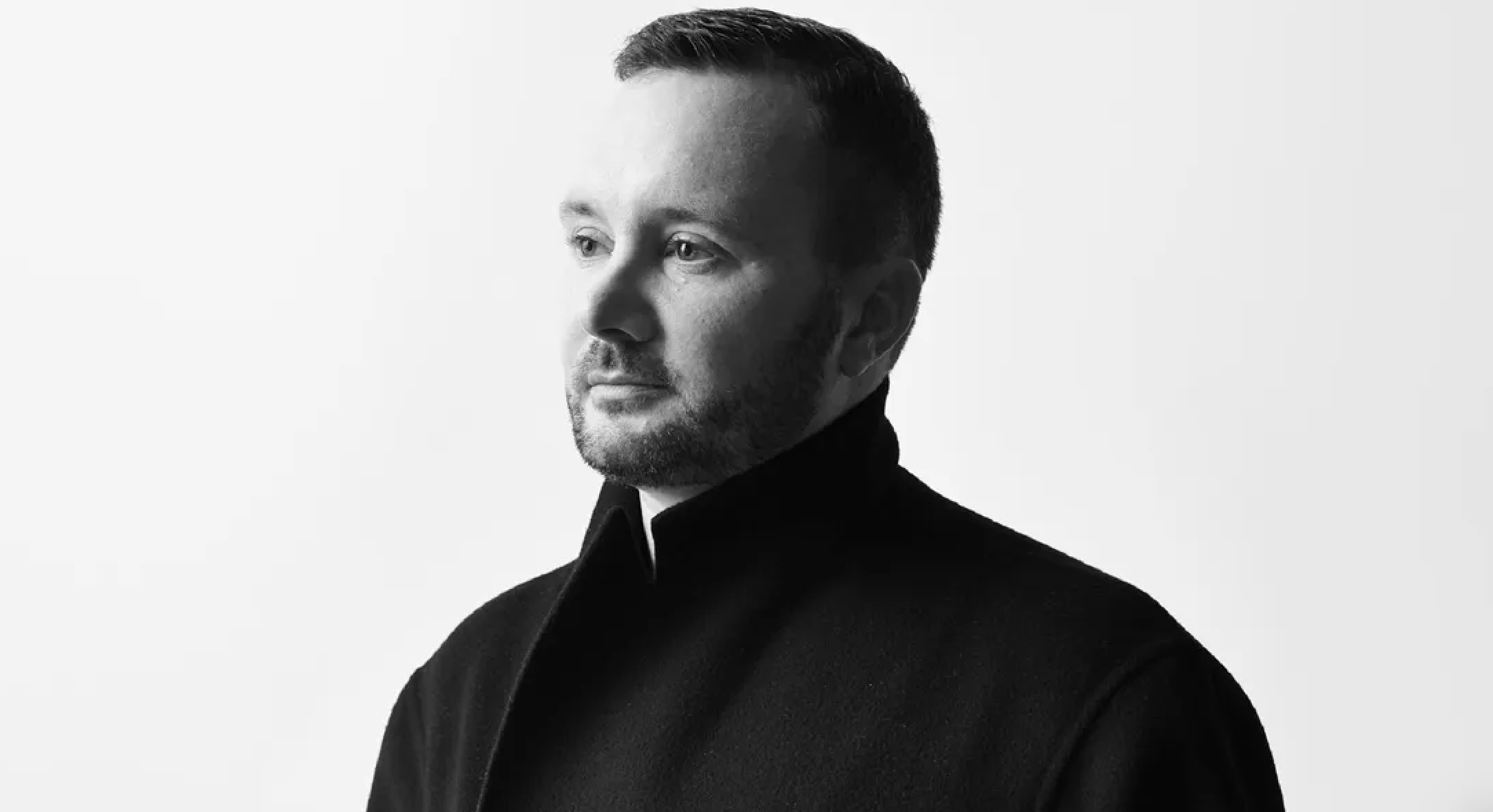 Kim Jones cambia de rumbo