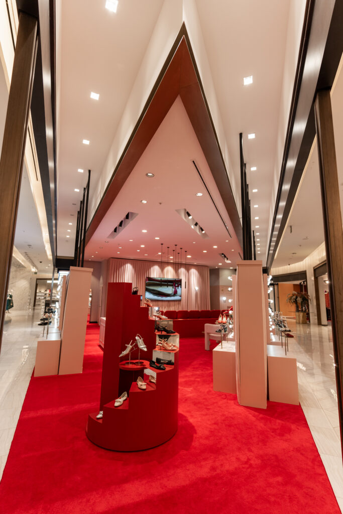 Ferragamo: Ballet, Cine y Estilo Atemporal