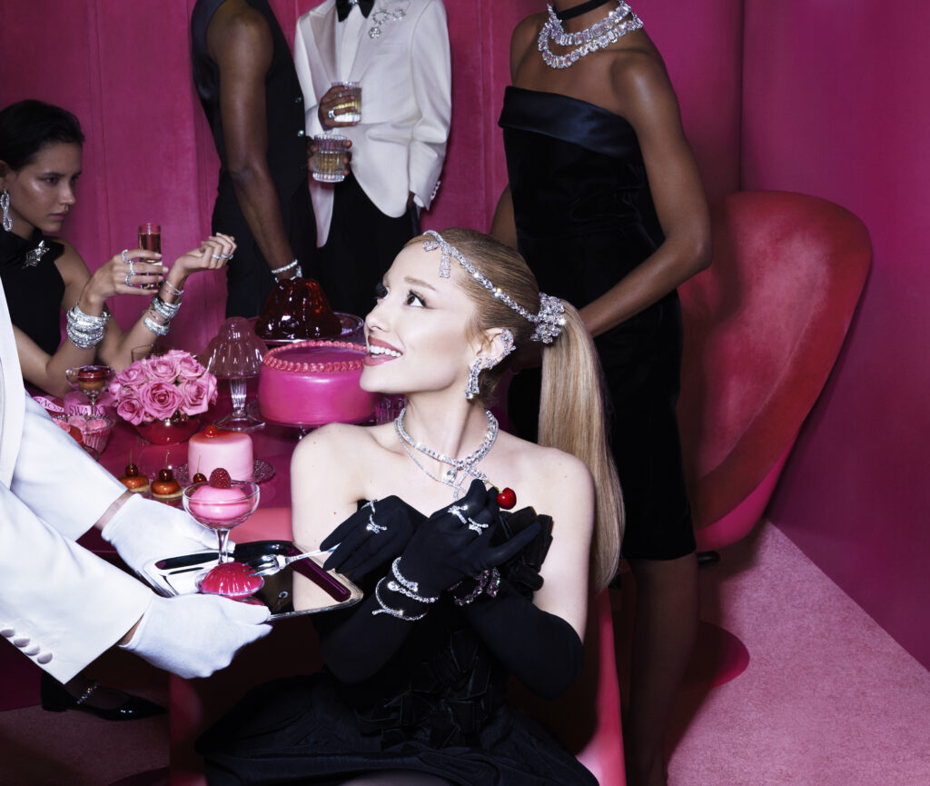 "Party of Dreams": Navidad con Ariana