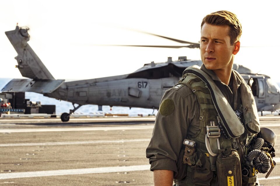 Glen Powell niega reemplazar a Cruise