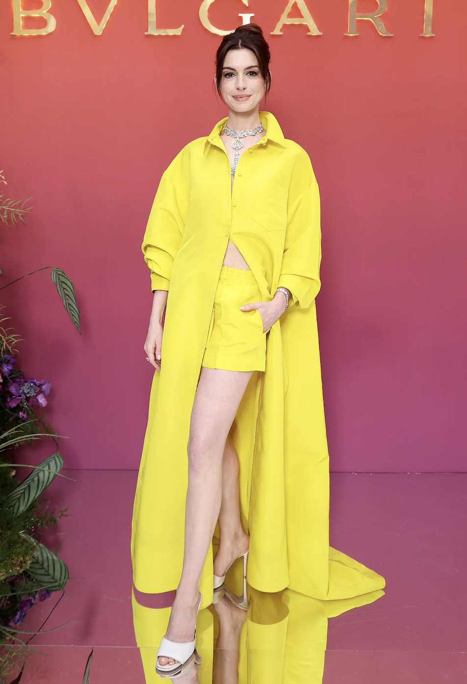 Atrae abundancia con estos vestidos amarillos para recibir el año nuevo