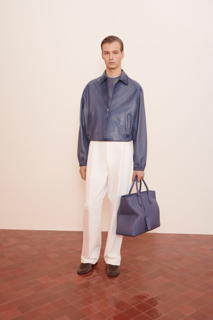 Ferragamo Pre-Fall 2025: Elegancia Global