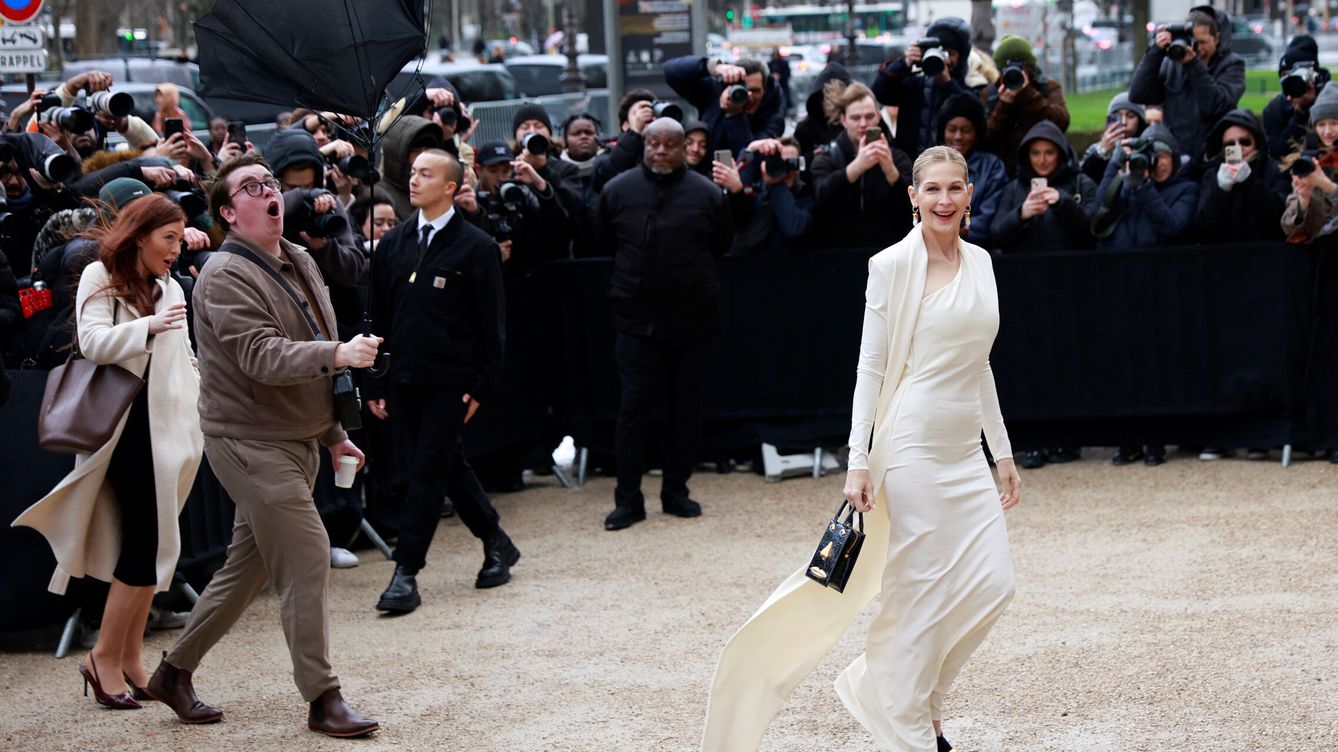 Glamour Eterno en Primera Fila: Schiaparelli Alta Costura 2025