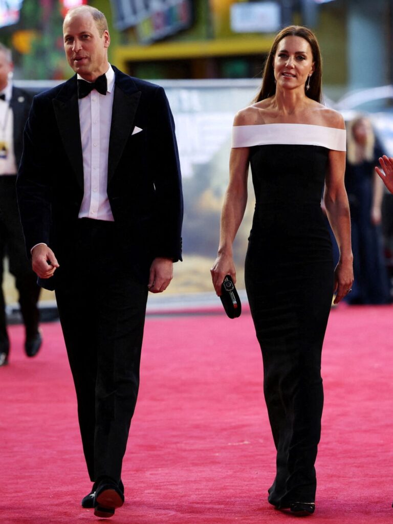 ¡Kate Middleton regresa para brillar!