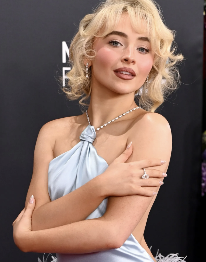 Las Uñas Más Cool de los Grammy 2025