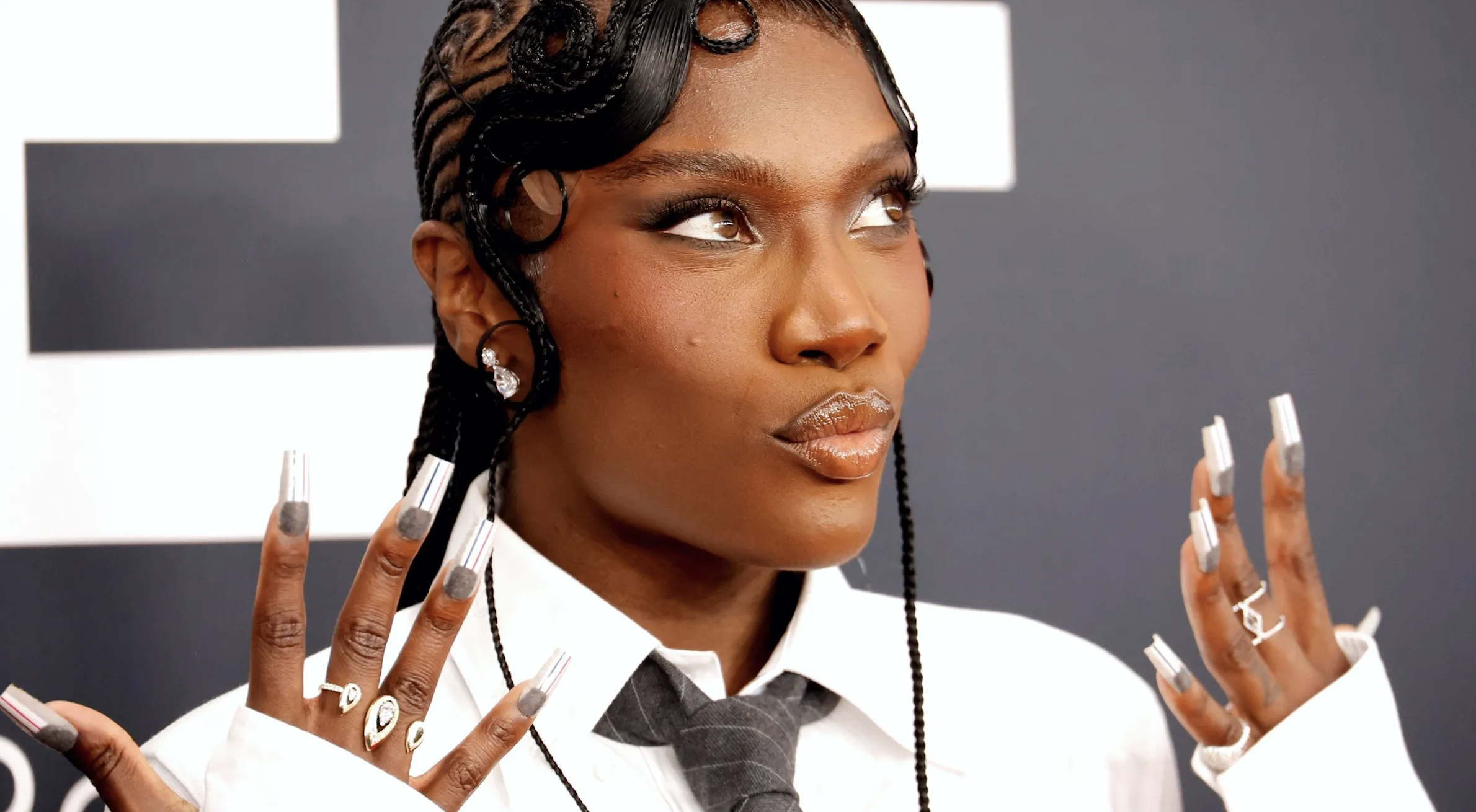 Las Uñas Más Cool de los Grammy 2025