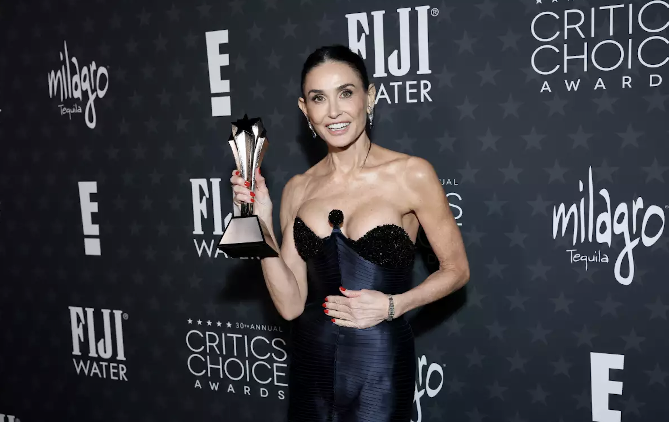 Anora triunfa en los Critics Choice Awards 2025: Aquí la lista completa de ganadores